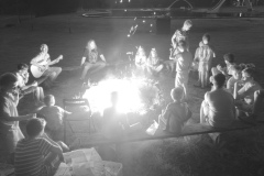 Šachové soustředění v Horním Bradle - táborák [30. 8. 2024]